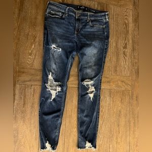 Hollister low rise skinny jeans women’s 13 short